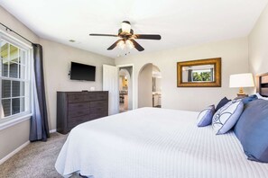Condo, Multiple Beds, Patio, Golf View (Golf View Escape) | 2 bedrooms, individually decorated, individually furnished, free WiFi