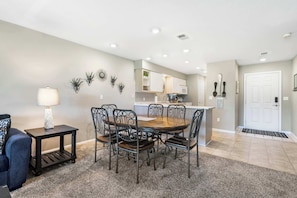 Condo, Multiple Beds, Patio, Golf View (Golf View Escape) | Dining - Golf View Escape - Holiday Hills Branson - Golf - Outdoor Pools (Branson)