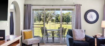 Golf View Escape - Holiday Hills Branson - Golf - Outdoor Pools
