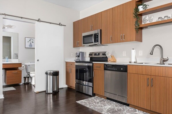 Fridge, microwave, oven, stovetop - Centrally Located Condo Near Downtown TC (Traverse City)