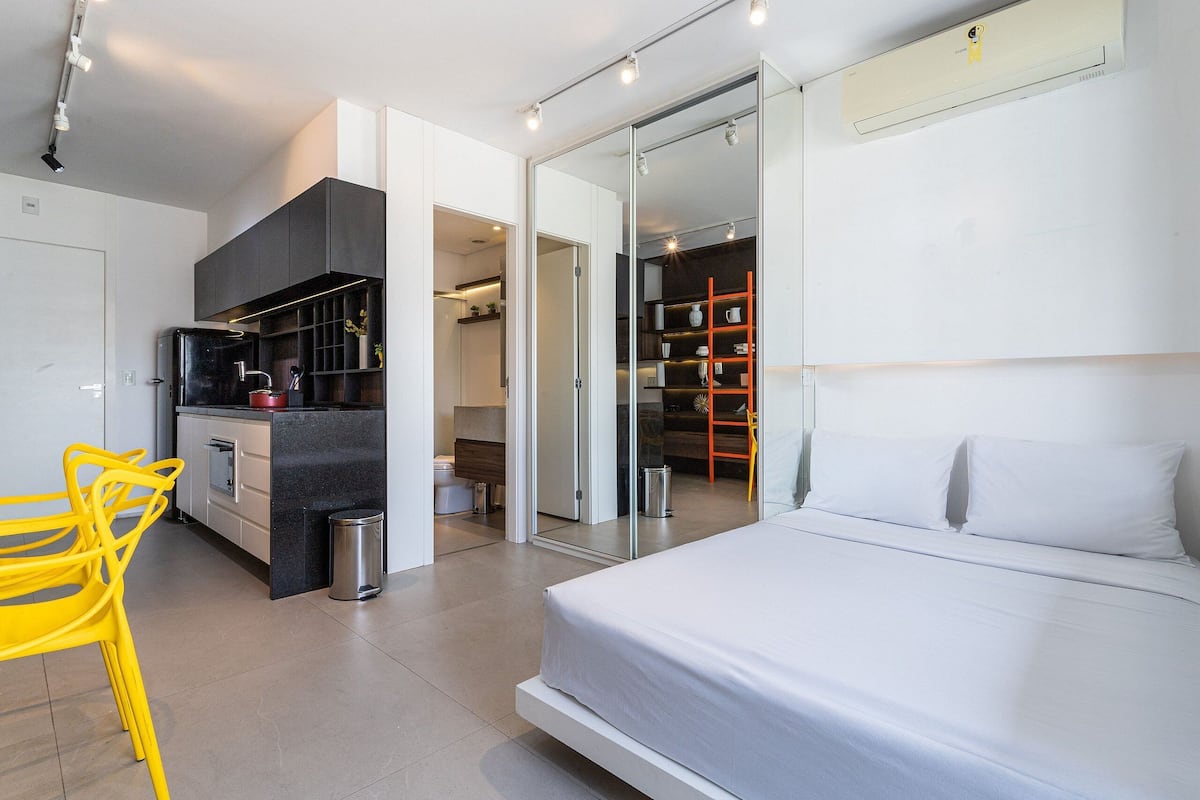 Estudio Confort | 1 habitación, tabla de planchar con plancha, wifi gratis y ropa de cama