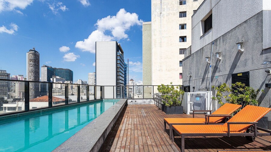 Aurora Paulistana by Viva - Prédio completo a passos do Metrô República