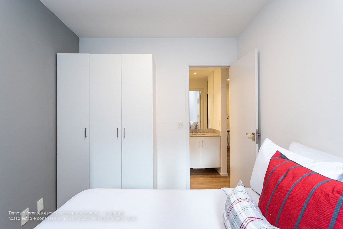 Departamento | 1 habitación, tabla de planchar con plancha, wifi gratis y ropa de cama