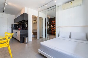 Studio Confort | 1 chambre, fer et planche à repasser, Wi-Fi gratuit, draps fournis