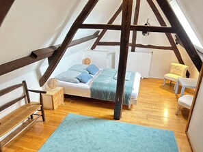 4 soverom, strykejern/-brett, wi-fi og sengetøy