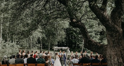 Stunning Wedding & Retreat Venue (19 bedrooms)