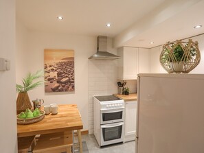 Casa de campo | Cozinha privada | Lava-louças, talheres/pratos/utensílios de cozinha
