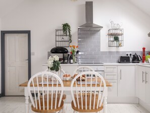 Cottage | Interior - Cowshed (Pwllheli)