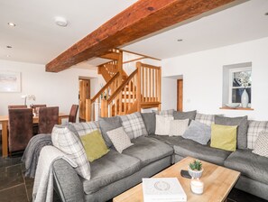 Cottage | Interior - The Farm House (Pwllheli)