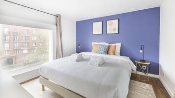 2 habitaciones, tabla de planchar con plancha, cuna de viaje y wifi