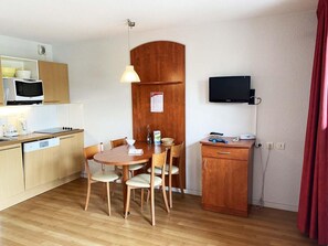 Dining - 1st floor, view ski slopes, fitness, swimming pool, terrace, tv, ski locker, 28m², Barèges/La Mongie (La Mongie)