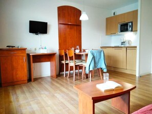 Interior - View ski slopes, fitness, swimming pool, terrace, tv, ski locker, 28m², Barèges/La Mongie (La Mongie)