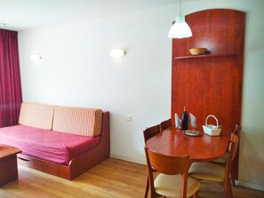 Dining - 1st floor, view ski slopes, fitness, swimming pool, terrace, tv, ski locker, 33m², Barèges/La Mongie (La Mongie)