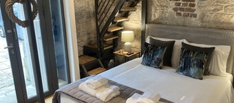 The Bruce @ RWY Studio - sleeps 4 guests in 1 bedroom