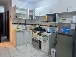 Private kitchen - Oceanview condo (Huanchaco)