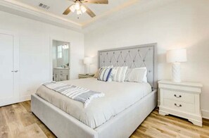 4 bedrooms, iron/ironing board, free WiFi, bed sheets