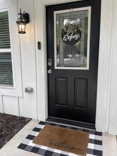 Adorable Cottage Next To Rainbow River & Blue Run!