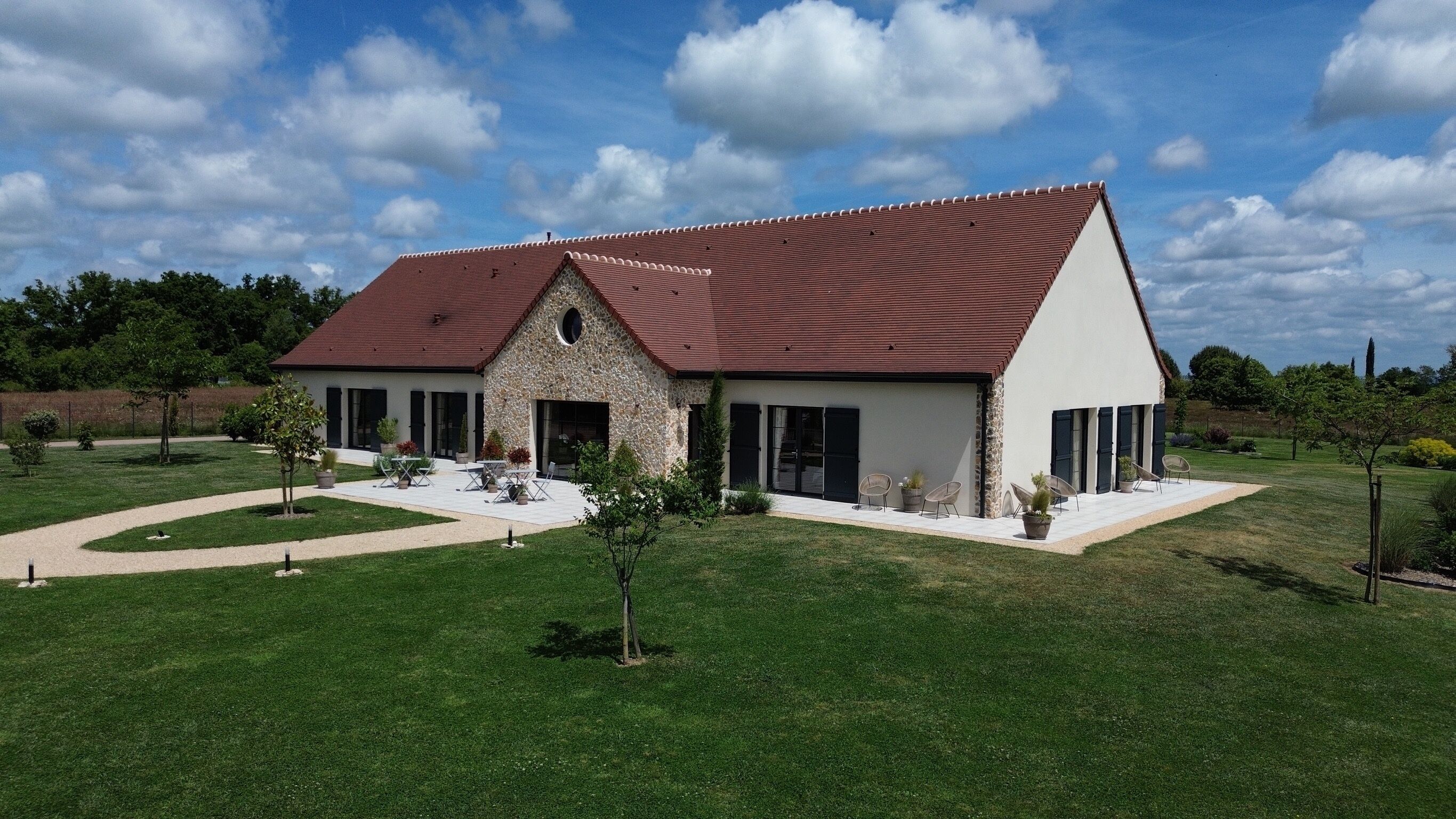 واجهة المنشأة