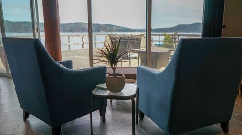 Dockside ~ Private Waterfront Paradise