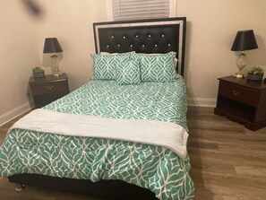 2 bedrooms, WiFi, bed sheets