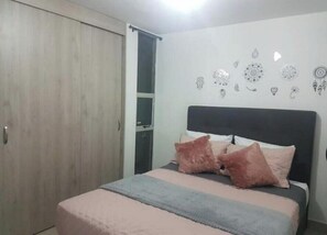 2 Schlafzimmer, WLAN, Bettwäsche