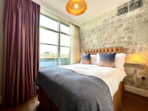 1 bedroom, iron/ironing board, free Internet, bed sheets