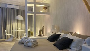 デラックス スタジオスイー  ト | 1 室のベッドルーム、羽毛の掛け布団、セーフティボックス (室内)、WiFi (無料)