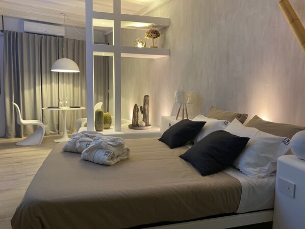 Deluxe Studio Suite - Home3 bed (Bisceglie)