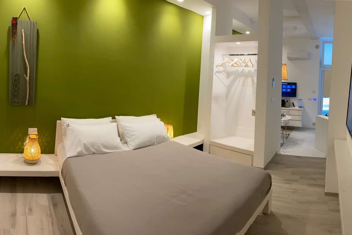 1 bedroom, down comforters, in-room safe, individually decorated