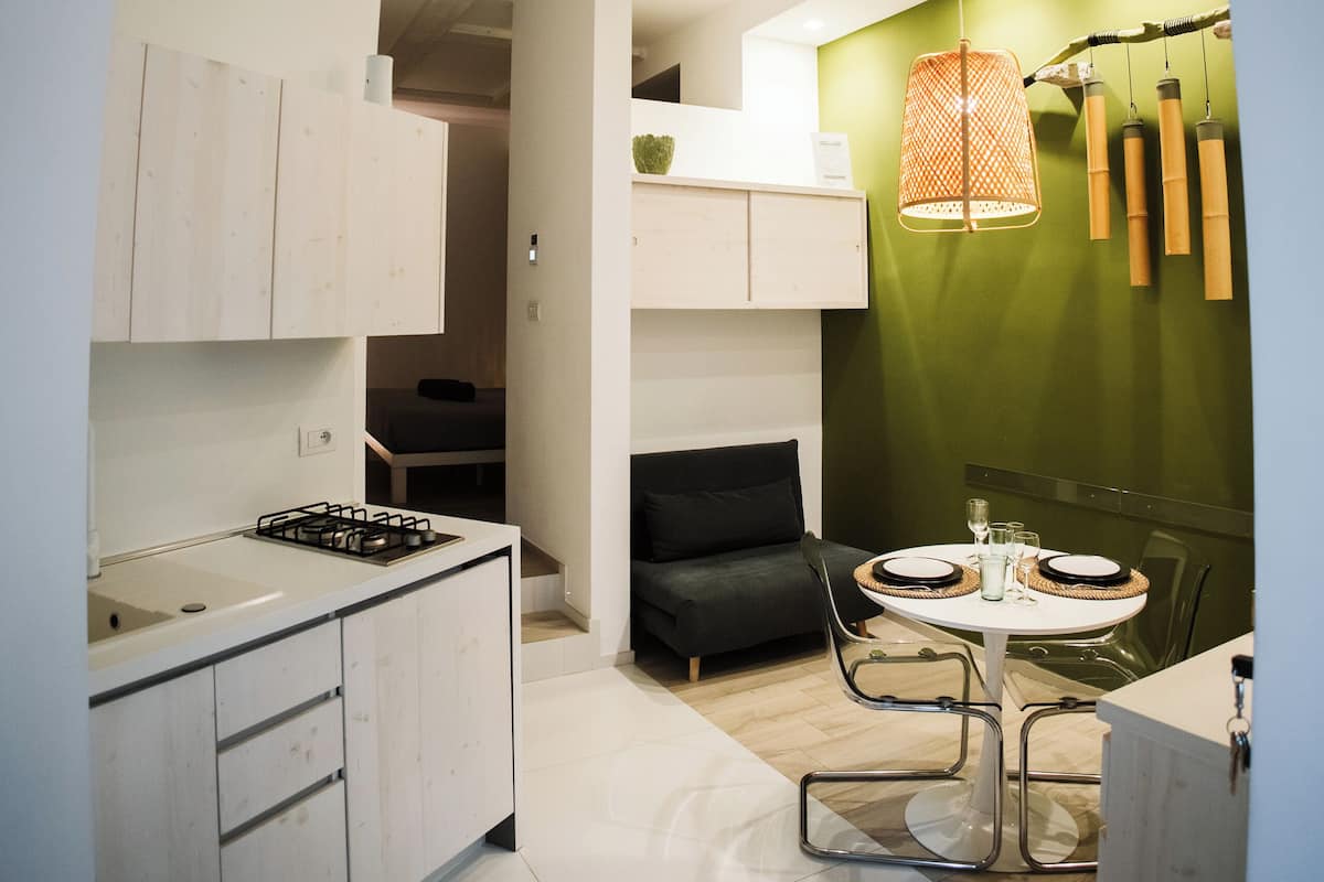 Comfort Townhome, Ground Floor 3 | 1 quarto, edredons de pluma, cofres nos quartos
