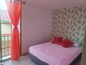 3 bedrooms, WiFi, bed sheets