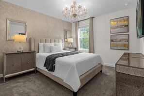 7 chambres, fer et planche à repasser, Wi-Fi, literie fournie