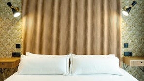 Comfort Apartment, 1 King Bed, Non Smoking, City View