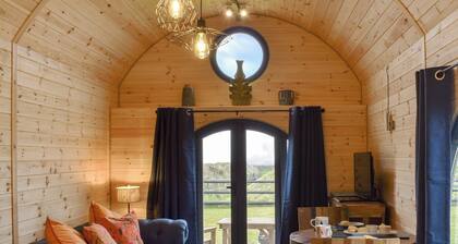 1 bedroom accommodation in Camelford