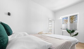 1 室のベッドルーム、旅行用ベビーベッド、WiFi (無料)、ベッドシーツ