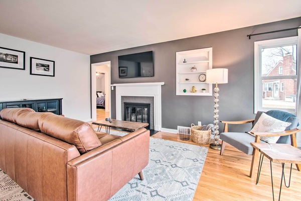 Normal Vacation Rental | 3BR | 1.5BA | 1,163 Sq Ft | 4 Stairs Required to Enter