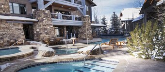 Luxury Ski-in/out Bachelor Gulch Home with Hot Tub & Heated Pool