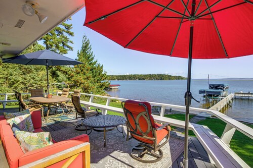 Waterfront Gull Lake w/ Dock: Family Friendly!