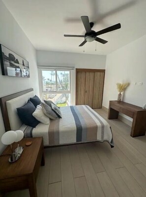 3 bedrooms, free WiFi, bed sheets
