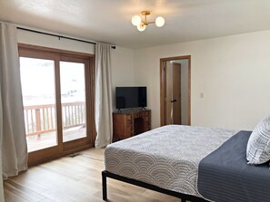 3 dormitorios, tabla de planchar con plancha, wifi gratis y ropa de cama