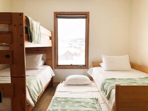 3 Schlafzimmer, Bügeleisen/Bügelbrett, kostenloses WLAN, Bettwäsche