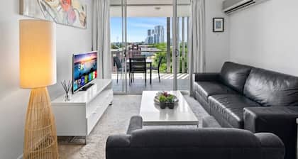 Artsy Destination! Compact & Cosy 2 BR Apart @ Val