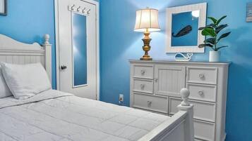 3 Schlafzimmer, Bügeleisen/Bügelbrett, WLAN, Bettwäsche