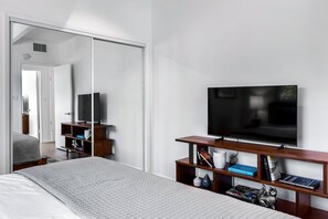 3 slaapkamers, een bureau, een strijkplank/strijkijzer, gratis wifi