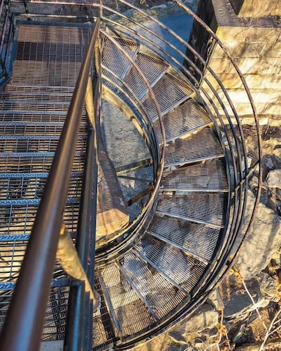 Minutes to Downtown Harpers Ferry, Hot Tub