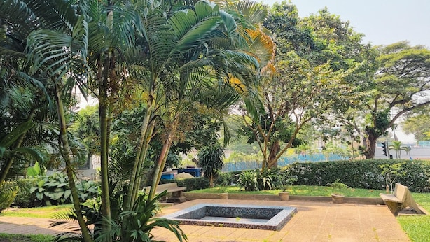 Unclassified image, 1 of 34, button - SIGNAL Appartement (Abidjan)