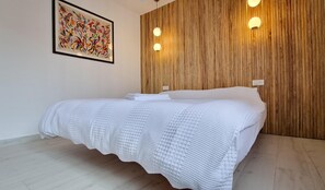 Comfort Apartment, 1 Bedroom | 1 bedroom, in-room safe, individually decorated, individually furnished