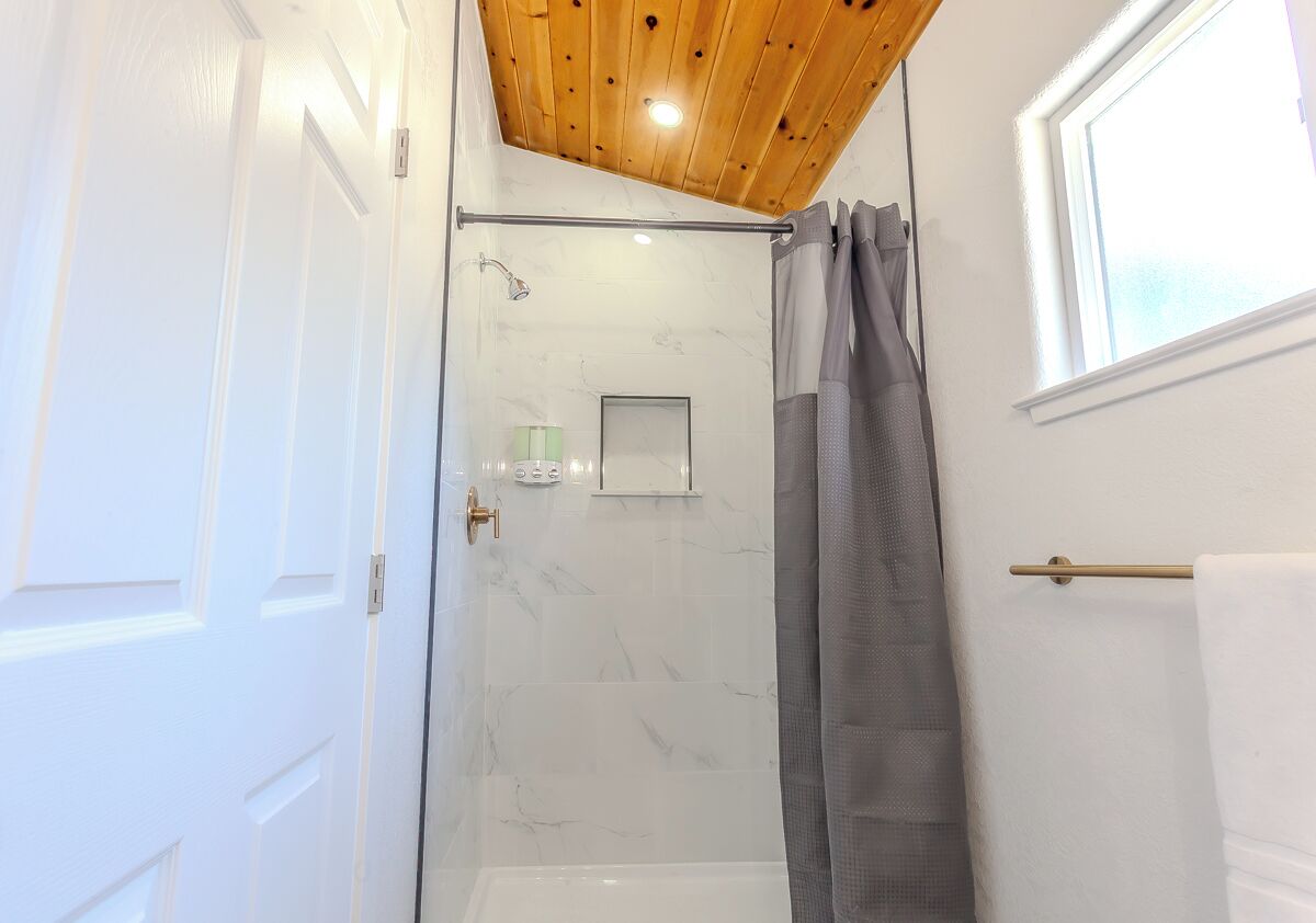 Photo - Tahoe Mountain Inn