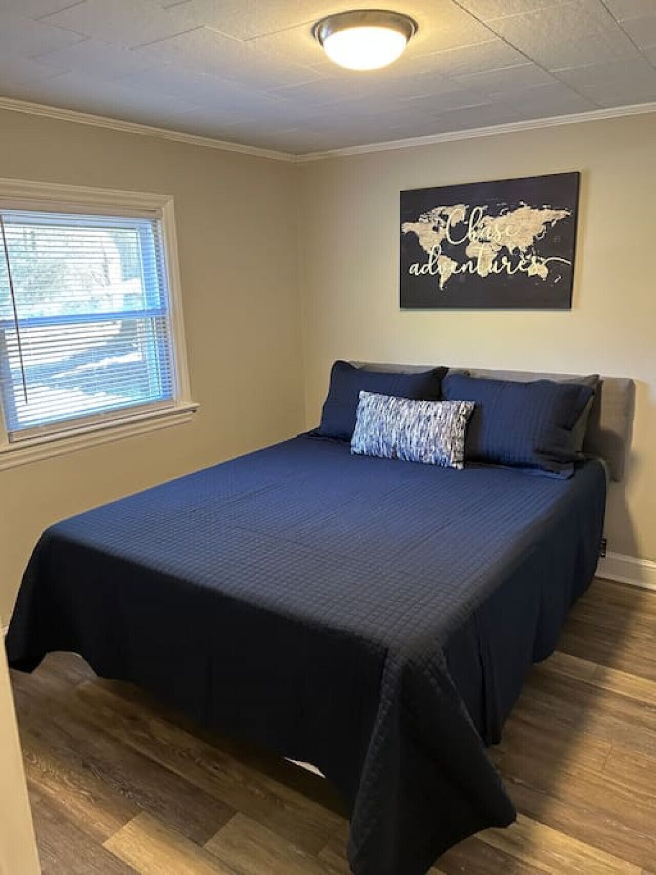 3 bedrooms, WiFi, bed sheets