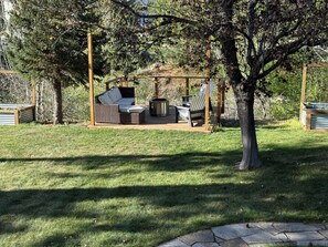 Terrace/patio - Cozy Hideaway for 8 near Canyons (Sandy)